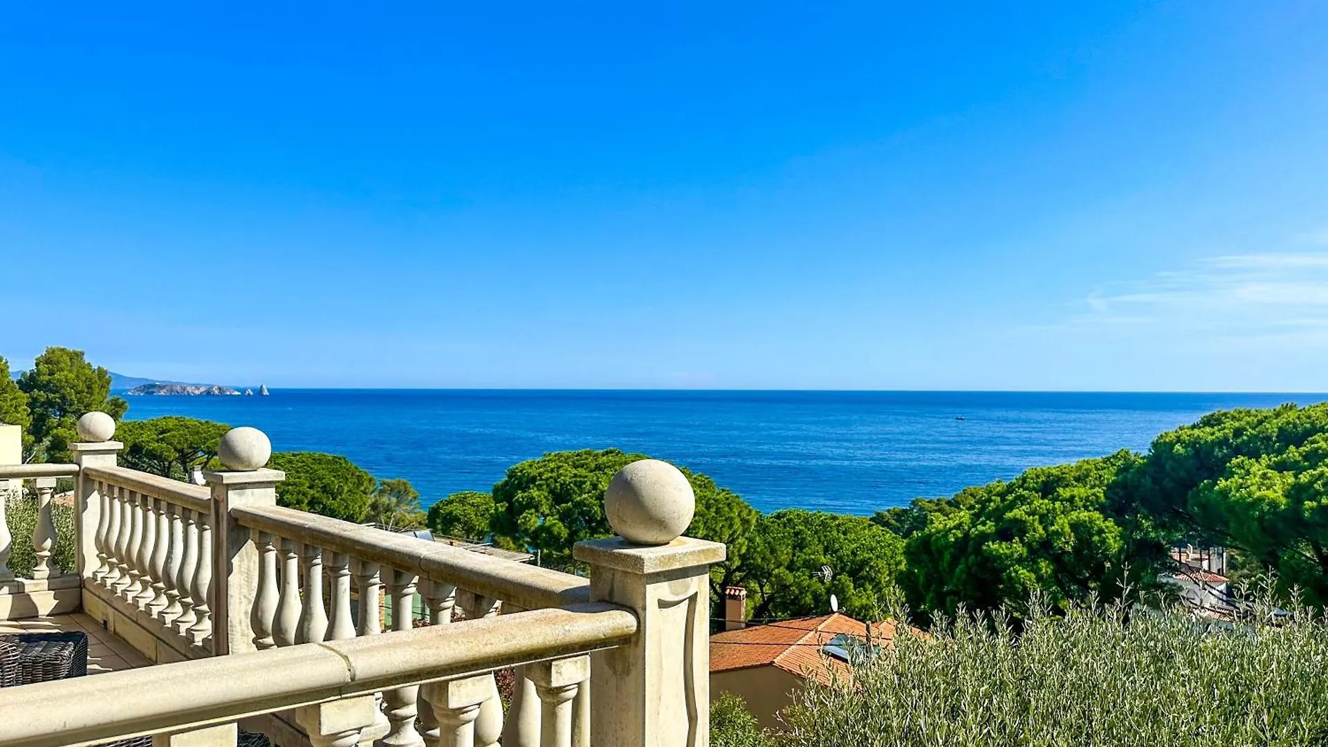 Roc Blau - Villa Con Piscina Y Maravillosas Vistas Al Mar Isla Roja 0*,  Spain
